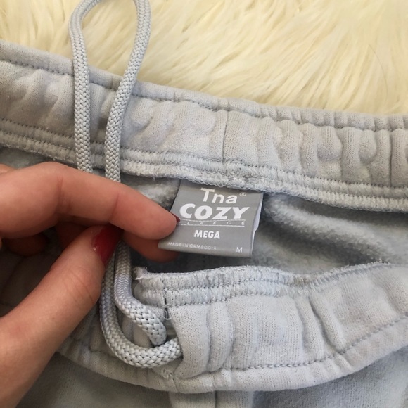 Aritzia blue cuffed sweatpants - Picture 3 of 3